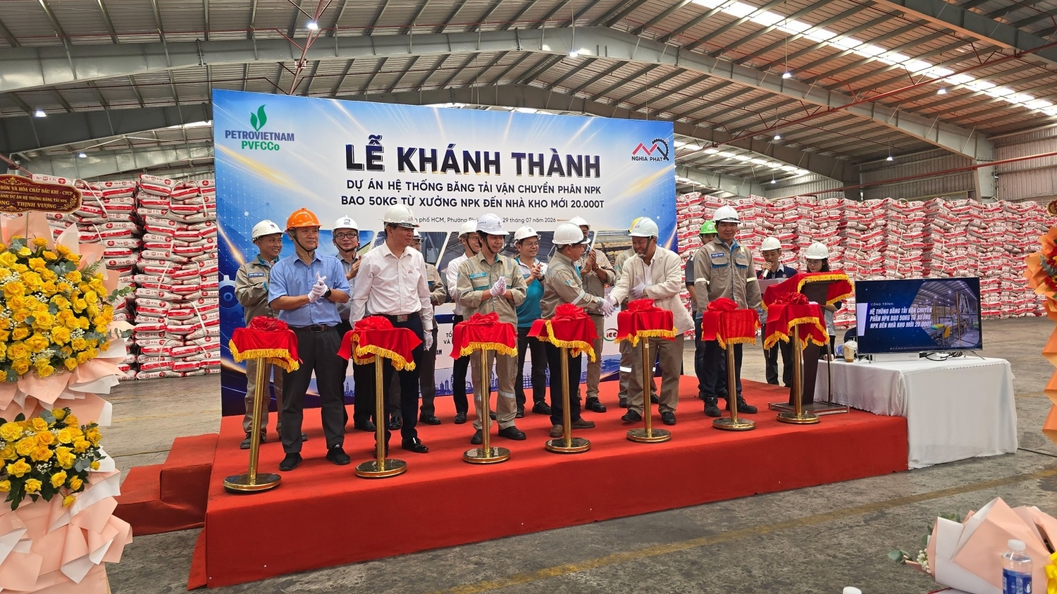 PVFCCo - Phú Mỹ khánh thành Hệ thống băng tải phân bón công suất 55 tấn/giờ