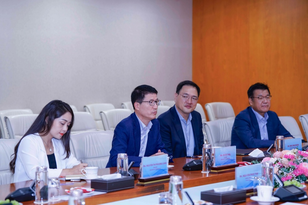 Tổng Giám đốc Samsung C&amp;T Oh Se Chul khẳng định niềm tự hào đã được đồng hành cùng PV GAS hoàn thành cơ bản dự án Kho cảng LNG Thị Vải