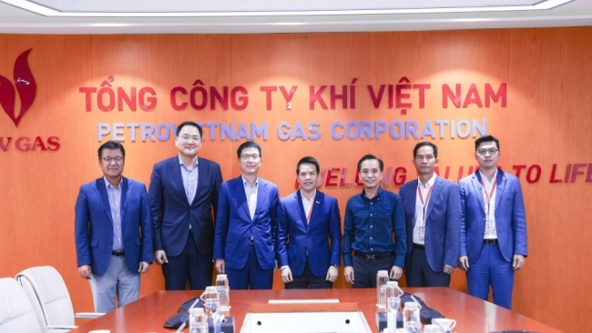 Tổng Giám đốc PV GAS tiếp đoàn công tác cấp cao Samsung C&amp;T: trao đổi hợp tác trong lĩnh vực LNG