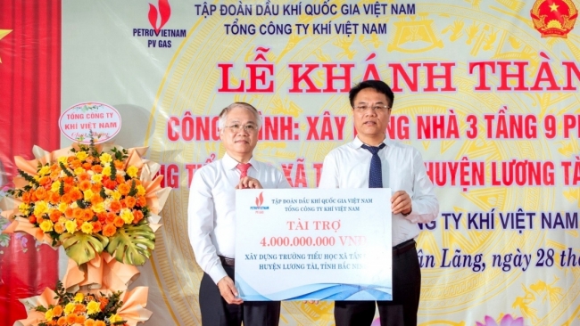 PV GAS tiếp tục hành trình an sinh xã hội, mang yêu thương đến những vùng miền khó khăn của đất nước