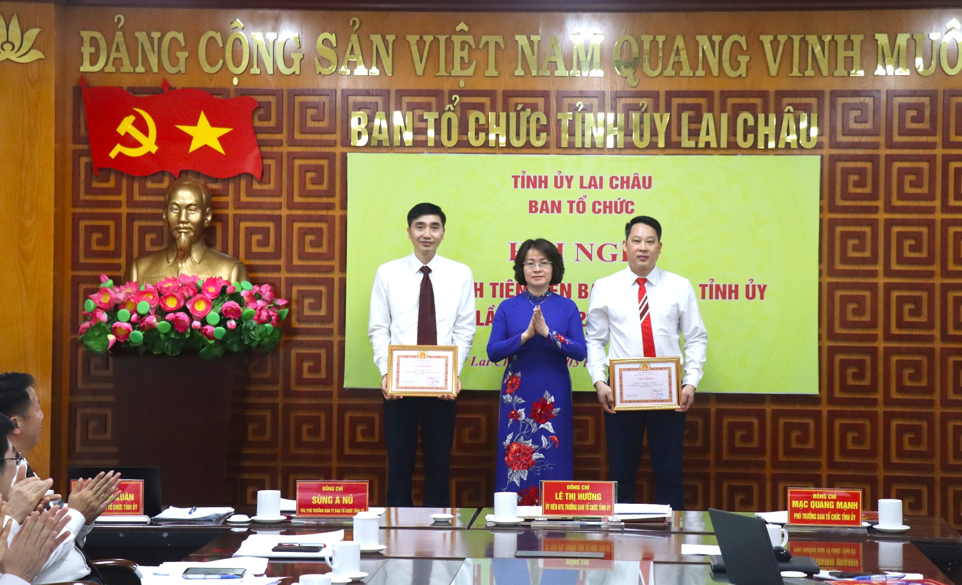 Lai Châu: Ban Tổ chức Tỉnh ủy: Hội nghị điển hình tiên tiến lần thứ V