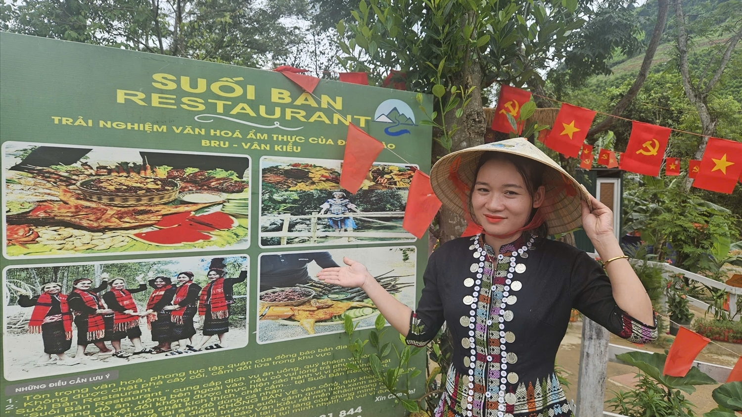 Từ truyền thông “giảm nghèo thông tin” đến điểm du lịch giàu bản sắc