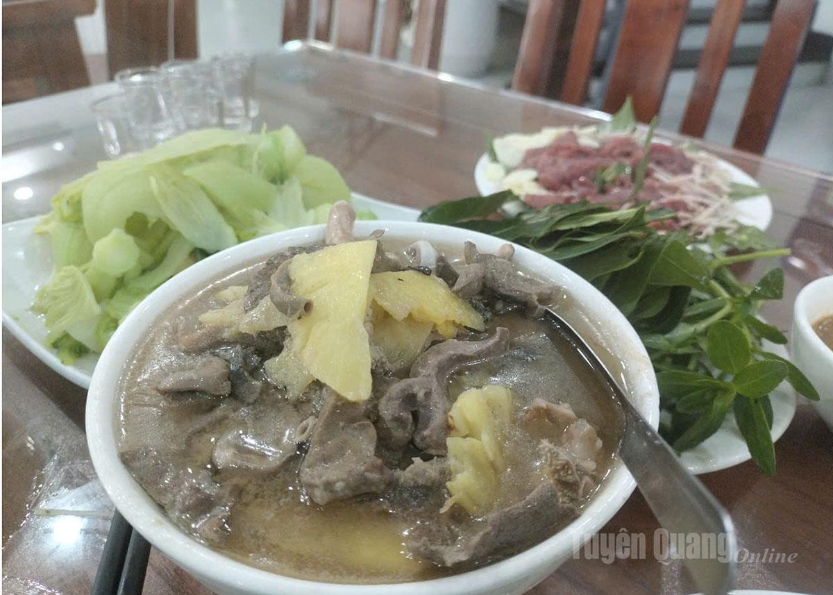 Tuyên Quang: Dê núi vùng cao nguyên đá