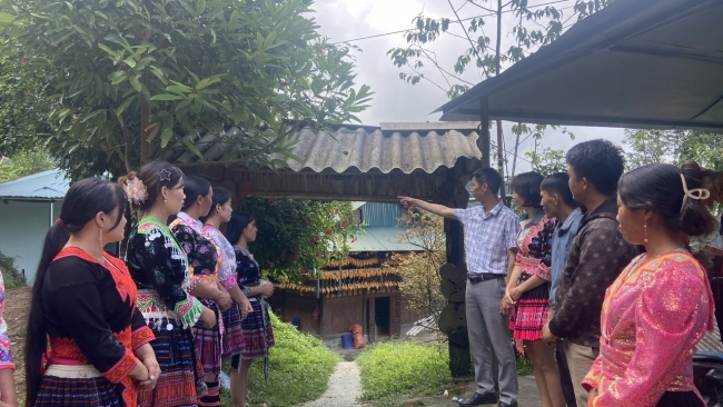 Lai Châu: Đồng bào Mông ở Hồ Sì Pán gìn giữ hồn cốt dân tộc