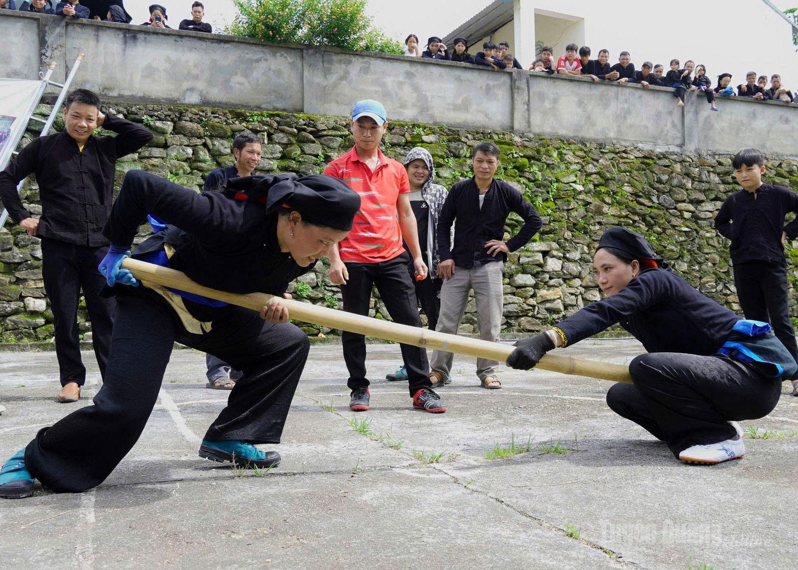 Tuyên Quang: Khu Cù Tê - Dấu ấn thiêng giữa mùa vàng của người La Chí