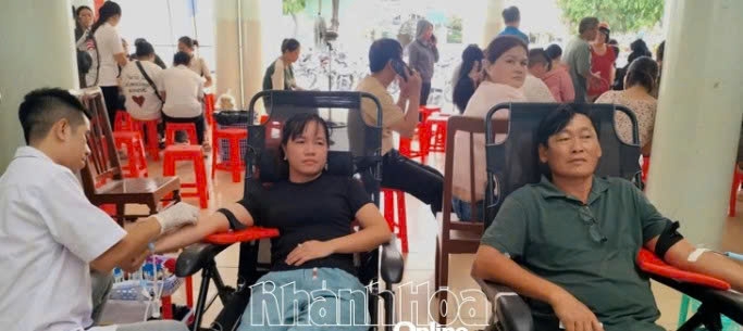 Khánh Hòa: Gần 500 người tham gia Ngày hội hiến máu tình nguyện