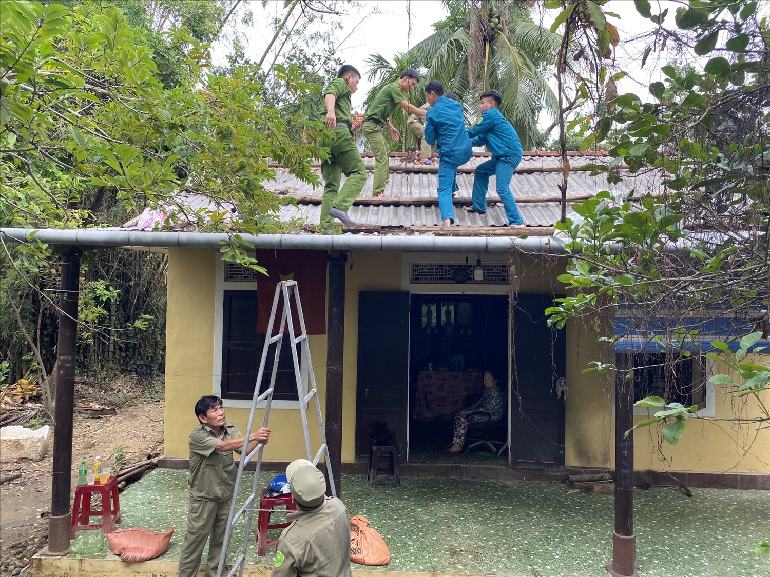 "Điểm tựa" bình yên của Nhân dân