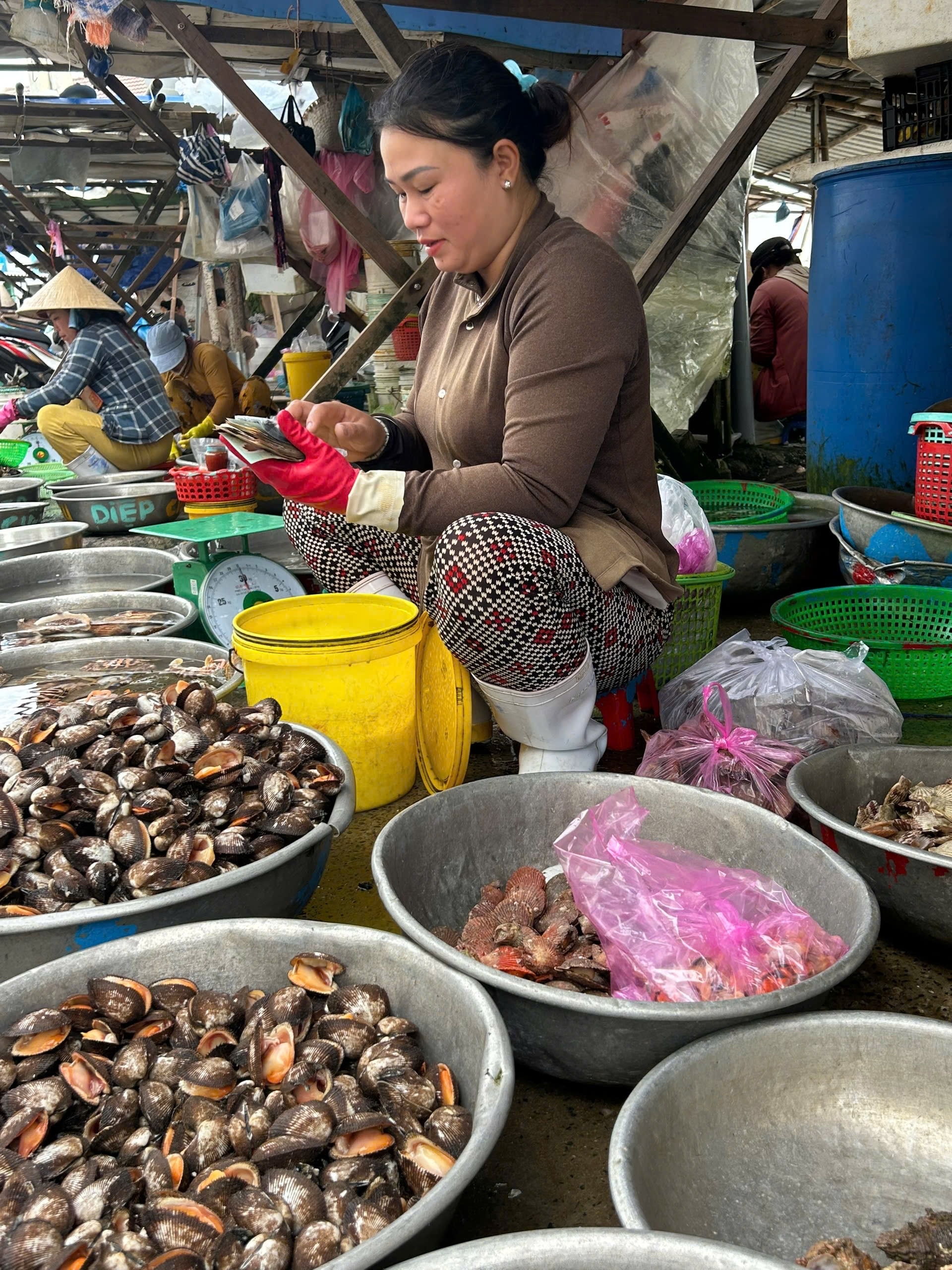 Lâm Đồng: Đìu hiu… bến sò