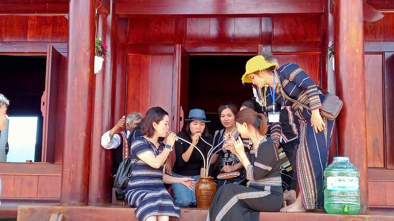 Lâm Đồng: Tạo thương hiệu du lịch từ văn hóa dân tộc thiểu số