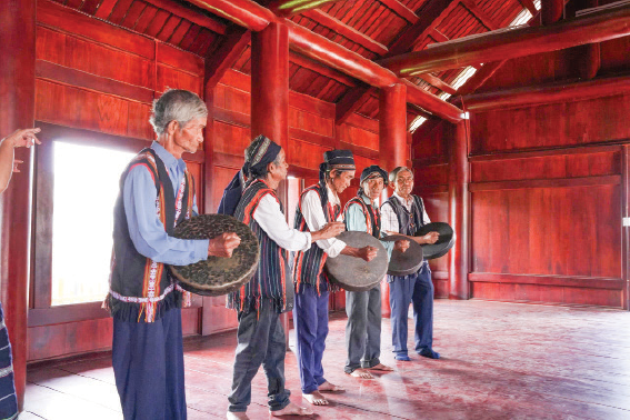 Lâm Đồng: Tạo thương hiệu du lịch từ văn hóa dân tộc thiểu số