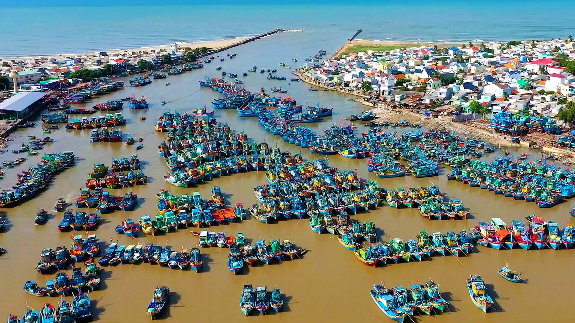 Lâm Đồng: Mạnh về biển, giàu từ biển