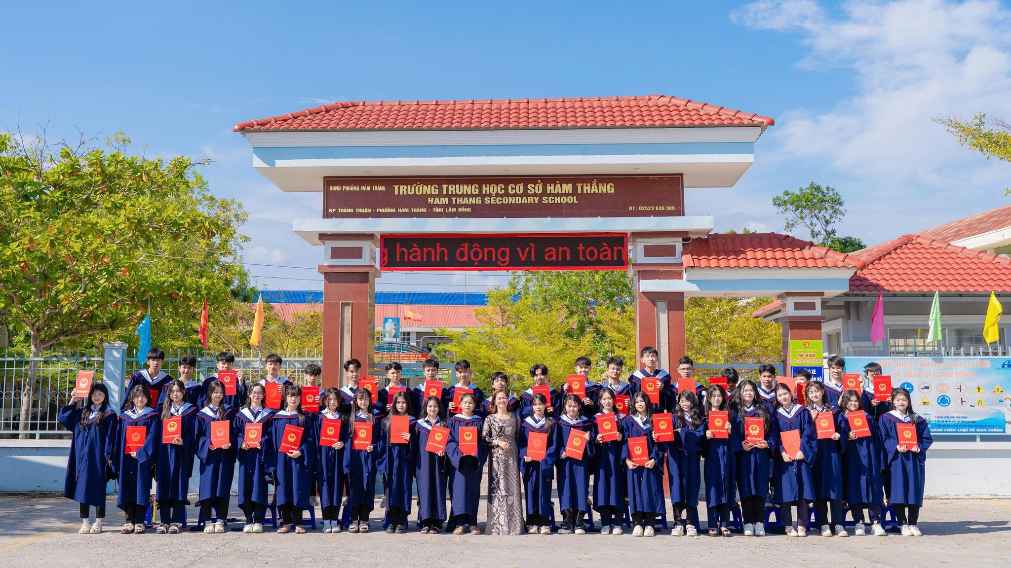 Lâm Đồng: Chạm đỉnh bằng tự học và đam mê