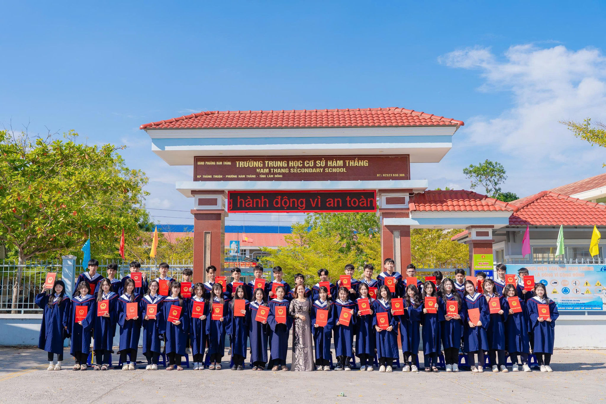 Lâm Đồng: Chạm đỉnh bằng tự học và đam mê