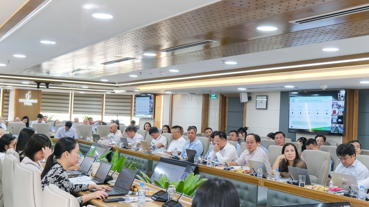 PVOIL từng bước xây dựng nền tảng ESG cho phát triển bền vững