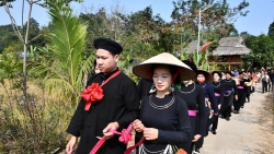 Tuyên Quang: Tân Trào rộn ràng lễ hội