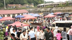 Tuyên Quang: Khai trương chợ biên giới Mỏ Phàng