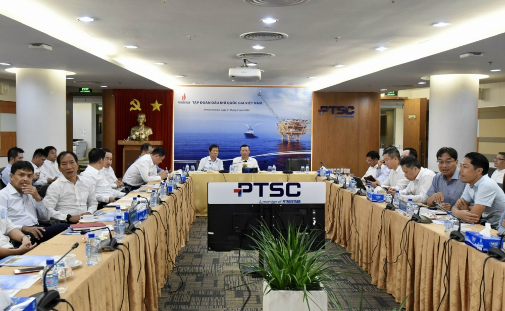 Tập đoàn Dầu khí Việt Nam phải giữ vai trò chủ lực trong bảo đảm an ninh năng lượng quốc gia Tập đoàn Dầu khí Việt Nam phải giữ vai trò chủ lực trong bảo đảm an ninh năng lượng quốc gia