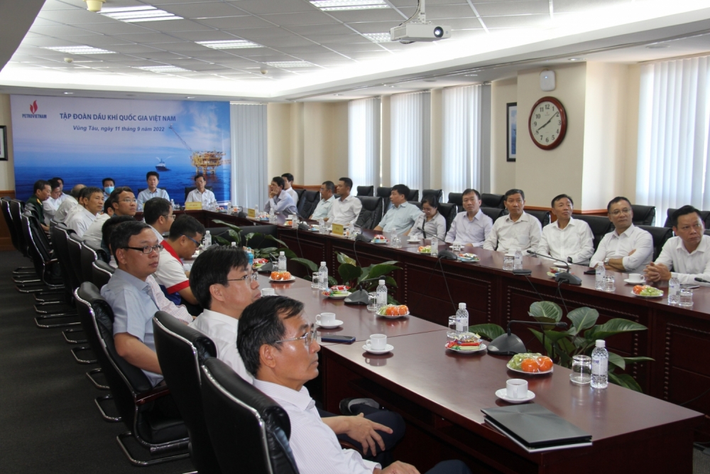 Tập đoàn Dầu khí Việt Nam phải giữ vai trò chủ lực trong bảo đảm an ninh năng lượng quốc gia Tập đoàn Dầu khí Việt Nam phải giữ vai trò chủ lực trong bảo đảm an ninh năng lượng quốc gia