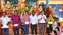 Cà Mau: Chúc mừng đồng bào Khmer đón lễ Sene Dolta vui tươi, đầm ấm