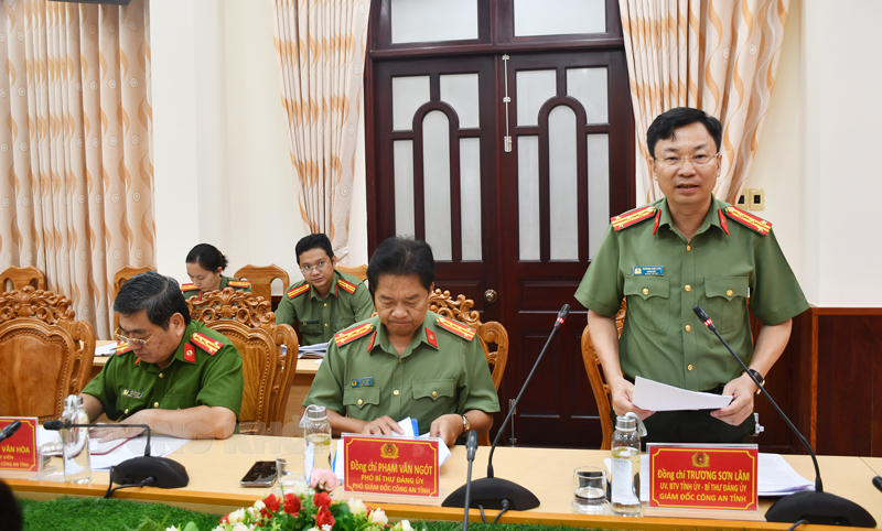 Giám đốc Công an tỉnh Trương Sơn Lâm phát biểu.