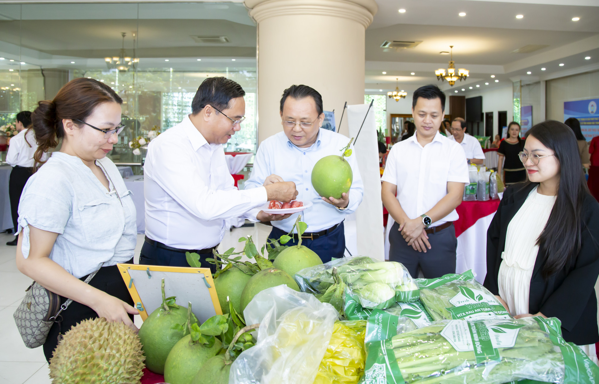 Khánh Hòa: Bưởi Hiệu Linh - quả ngọt nơi đất lành