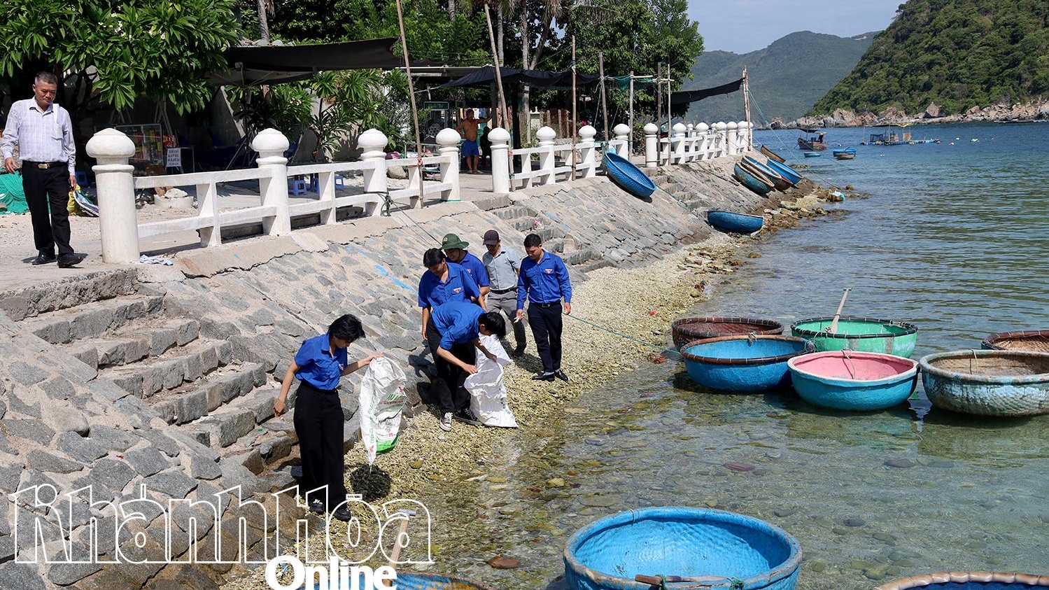 Khánh Hòa: Làng biển Bích Đầm thêm xanh
