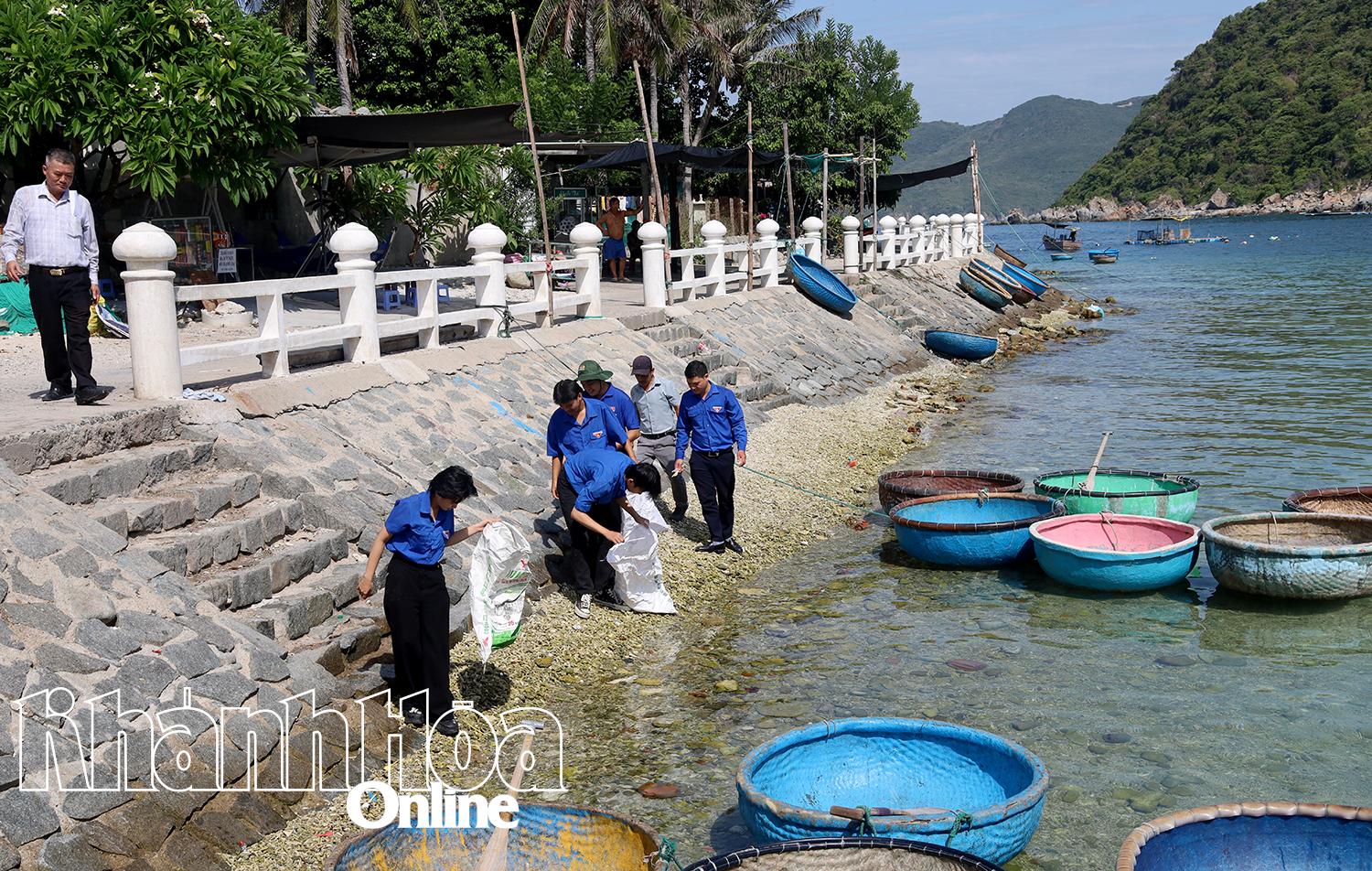 Khánh Hòa: Làng biển Bích Đầm thêm xanh