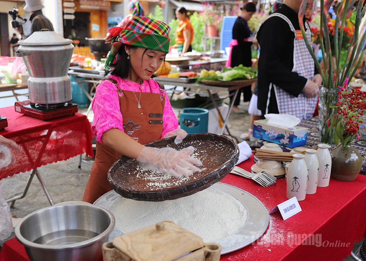 Tuyên Quang: Hội thi ẩm thực xã Đồng Văn với chủ đề “Tinh hoa ẩm thực - Hương vị của đá”