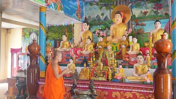 Đầm ấm mùa Sene Dolta