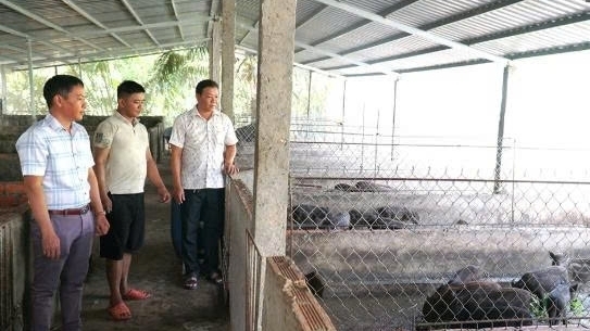 Cần Thơ: Gương mẫu trong các mặt công tác và làm giàu chính đáng