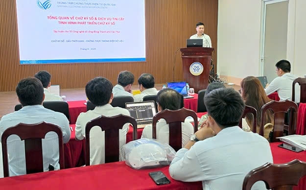Cần Thơ đẩy mạnh chuyển đổi số toàn dân