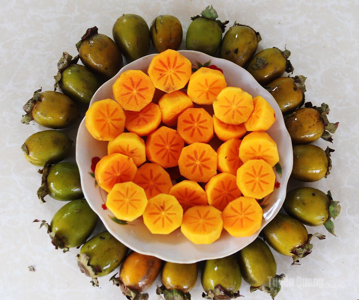 Hồng không hạt là loại quả đặc sản, mang thương hiệu nổi tiếng của vùng đất Xuân Vân.