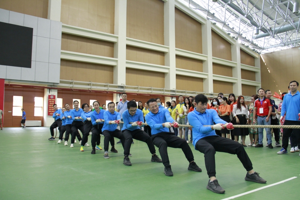 Đội kéo co của Đảng ủy Petrovietnam đoạt hạng 3 tại Hội thao cán bộ làm công tác đảng lần thứ I Đảng ủy khối Đội kéo co của Đảng ủy Petrovietnam đoạt hạng 3 tại Hội thao cán bộ làm công tác đảng lần thứ I Đảng ủy khối