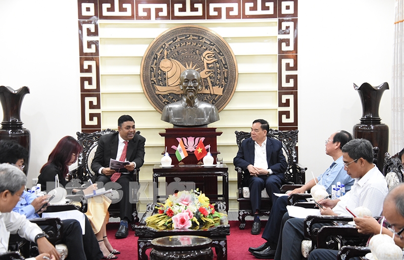 Bến Tre: Chủ tịch UBND tỉnh tiếp và làm việc với Tổng Lãnh sự Ấn Độ tại TP. Hồ Chí Minh