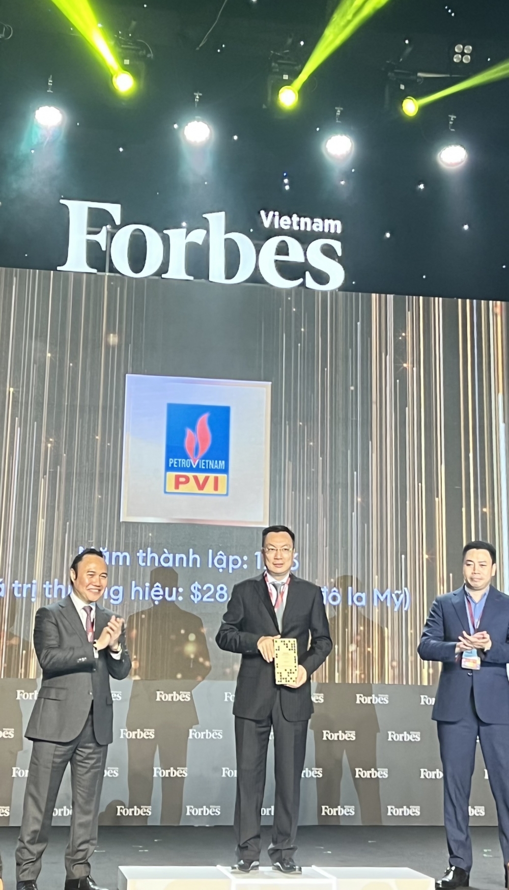 PVI vinh dự nhận giải thưởng Top 25 Thương hiệu tài chính dẫn đầu năm 2021 do Forbes bình chọn