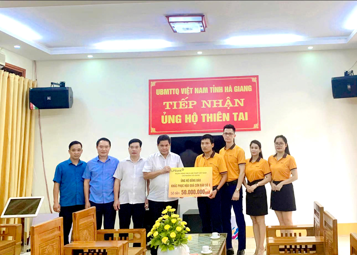 Hà Giang: “Sát cánh bên nhau - Vươn mình sau bão”