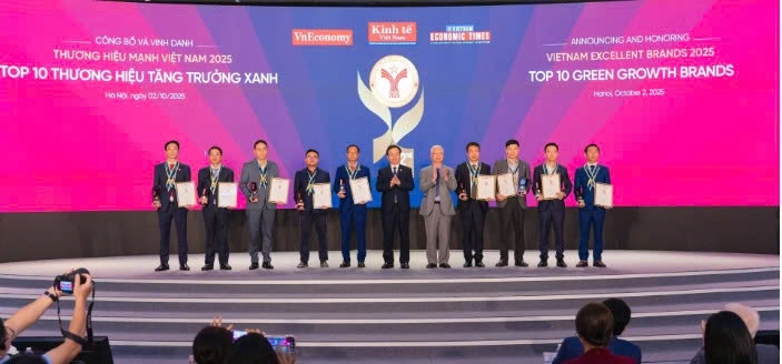 Yến sào Khánh Hòa được vinh danh trong Top 10 Thương hiệu tăng trưởng xanh 2025
