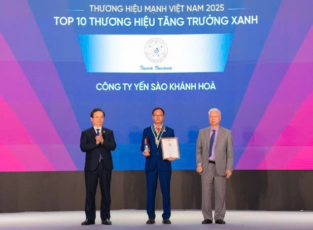 Yến sào Khánh Hòa được vinh danh trong Top 10 Thương hiệu tăng trưởng xanh 2025