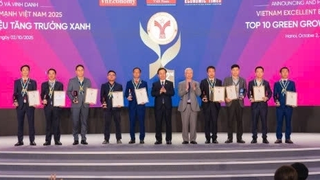 Yến sào Khánh Hòa được vinh danh trong Top 10 Thương hiệu tăng trưởng xanh 2025