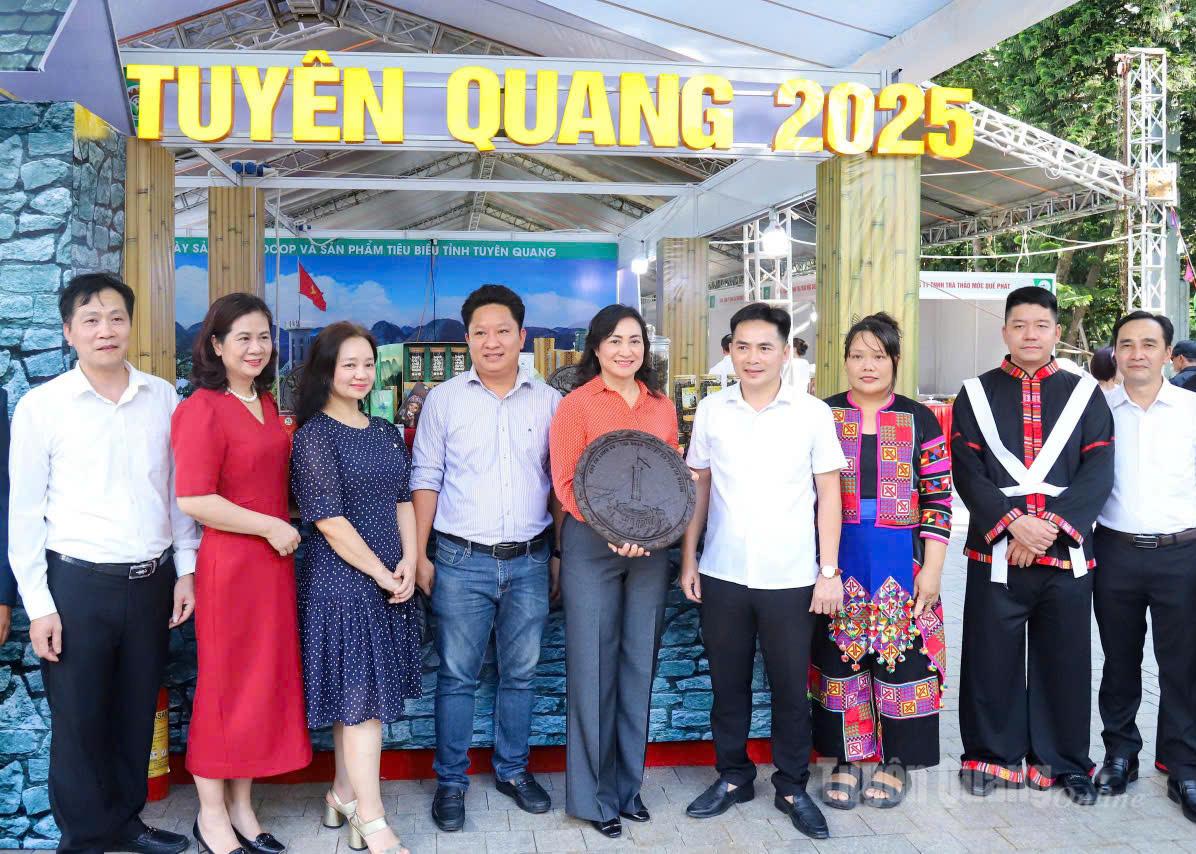Tuyên Quang tham gia Hội chợ triển lãm hàng công nghiệp nông thôn năm 2025