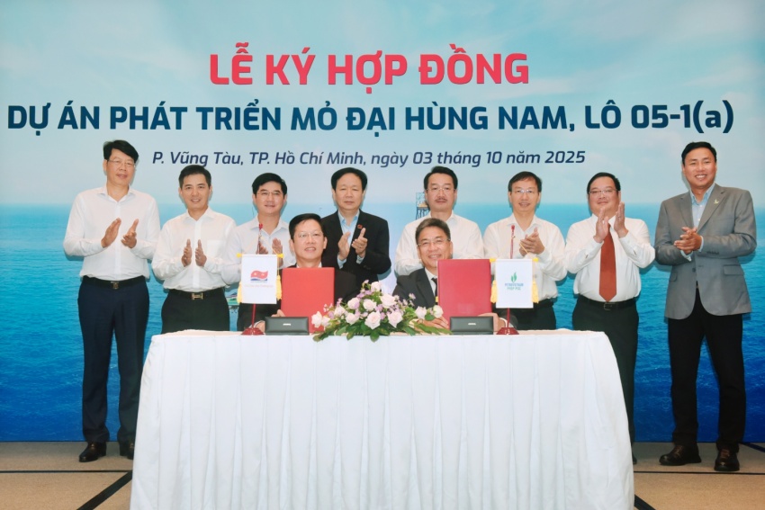PVEP POC và Vietsovpetro ký kết hợp đồng EPCI dự án phát triển mỏ Đại Hùng Nam, Lô 05-1(a)