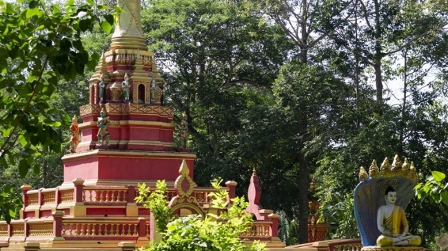 Prasat Kong - Ngôi chùa cổ nhất miền Tây