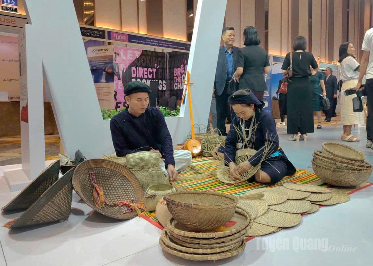 Tuyên Quang: Thôn Khun - Nét chấm hoang sơ giữa miền sơn cước