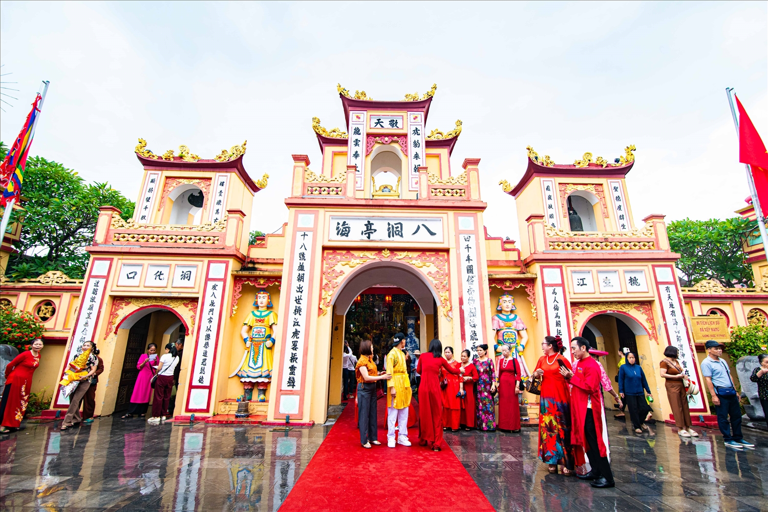 Hưng Yên: Đặc sắc Lễ hội Mùa Thu Đền Đồng Bằng - Nơi hội tụ giá trị văn hóa dân tộc