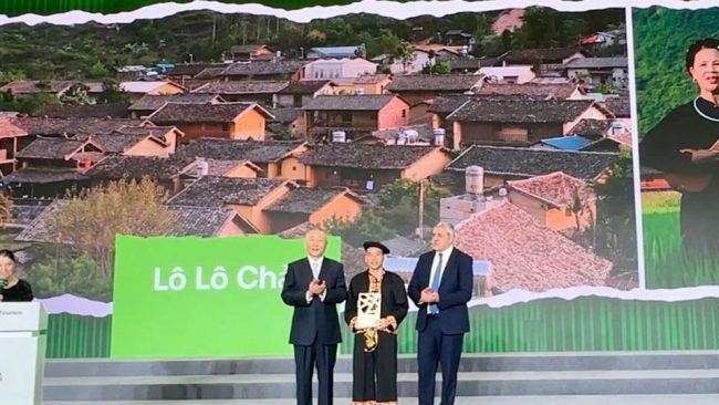 Tuyên Quang: Làng Lô Lô Chải đoạt giải "Làng du lịch tốt nhất thế giới"