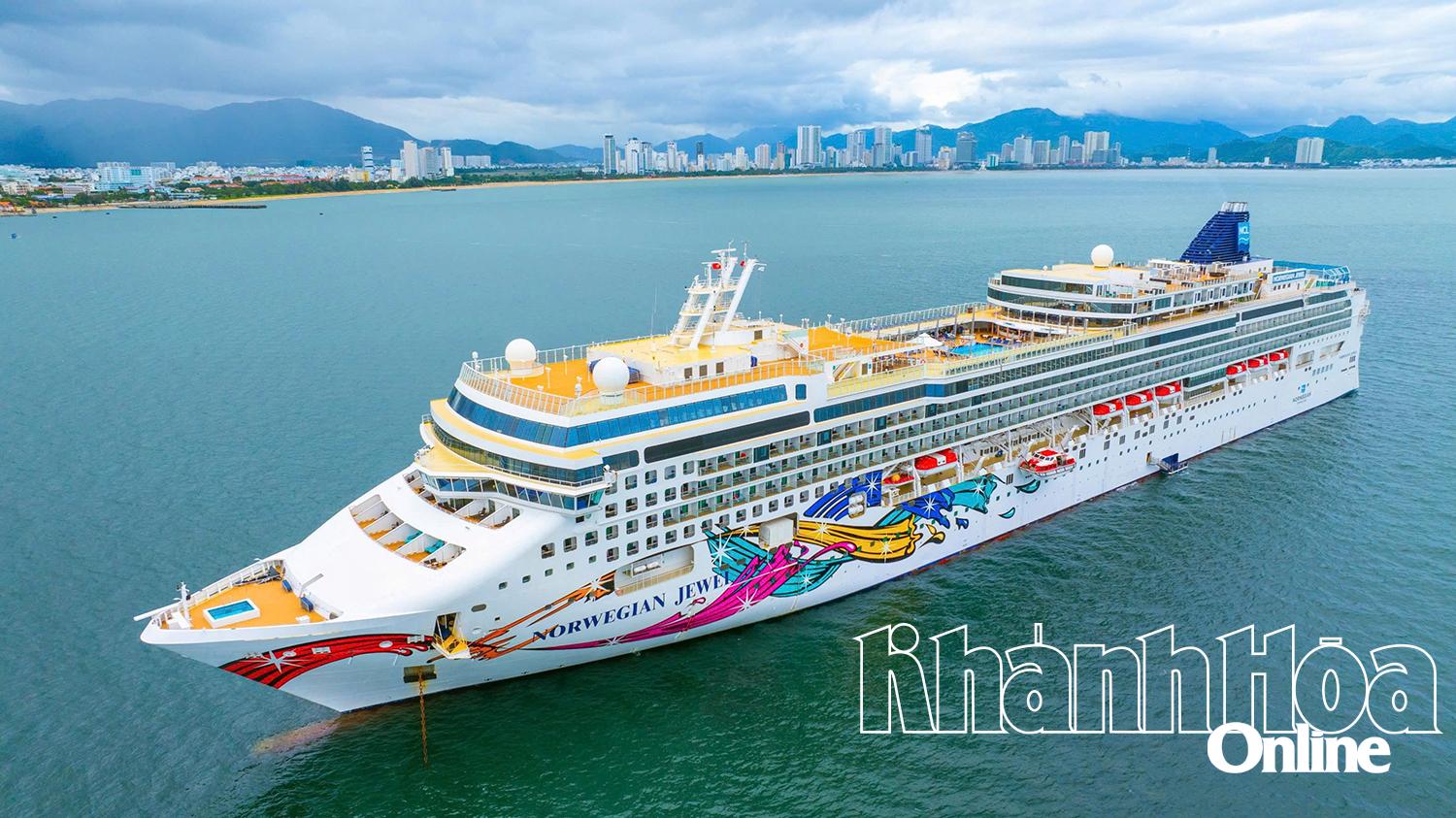 Khánh Hòa: Tín hiệu vui từ những chuyến tàu du lịch biển