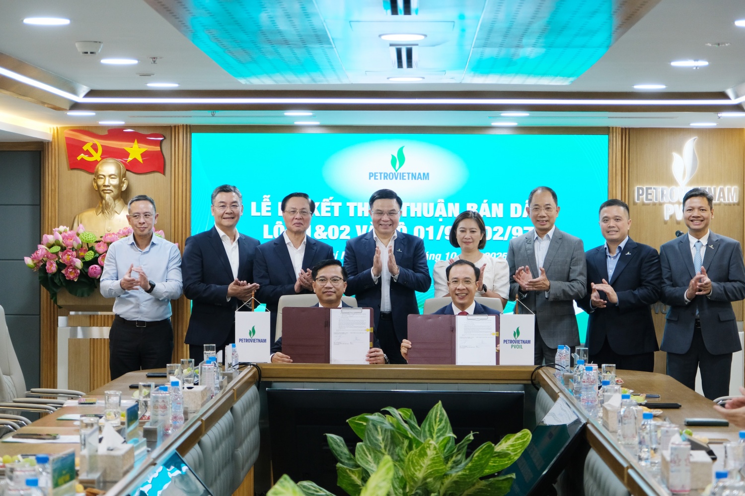 PVOIL ký kết Thỏa thuận bán dầu Lô 01&amp;02 và Lô 01/97&amp;02/97