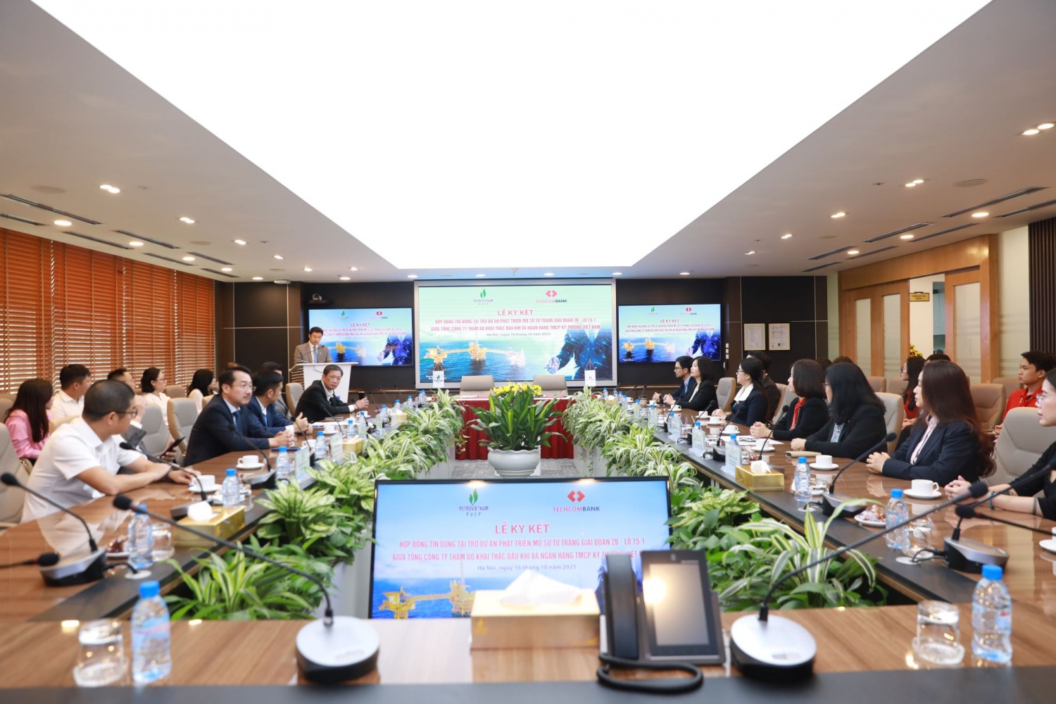PVEP ký kết hợp đồng tín dụng cho dự án Phát triển mỏ Sư Tử Trắng giai đoạn 2B PVEP ký kết hợp đồng tín dụng cho dự án Phát triển mỏ Sư Tử Trắng giai đoạn 2B