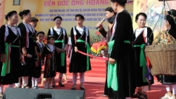 Phụ nữ Sán Dìu "đánh thức" không gian diễn xướng Soọng cô