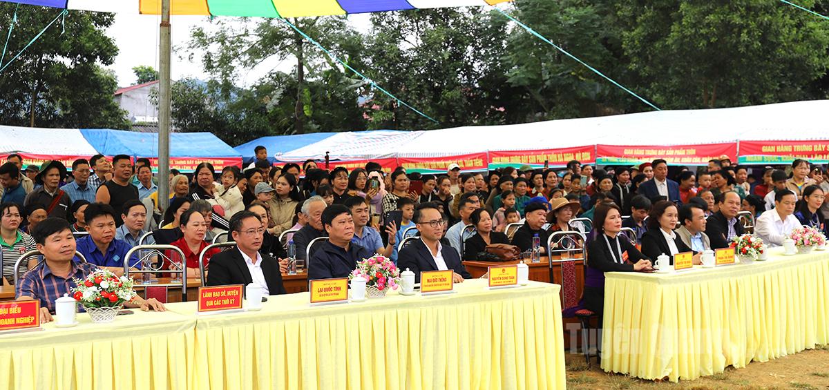 Tuyên Quang: Lễ hội Tết cá người Tày xã Mậu Duệ Tuyên Quang: Lễ hội Tết cá người Tày xã Mậu Duệ